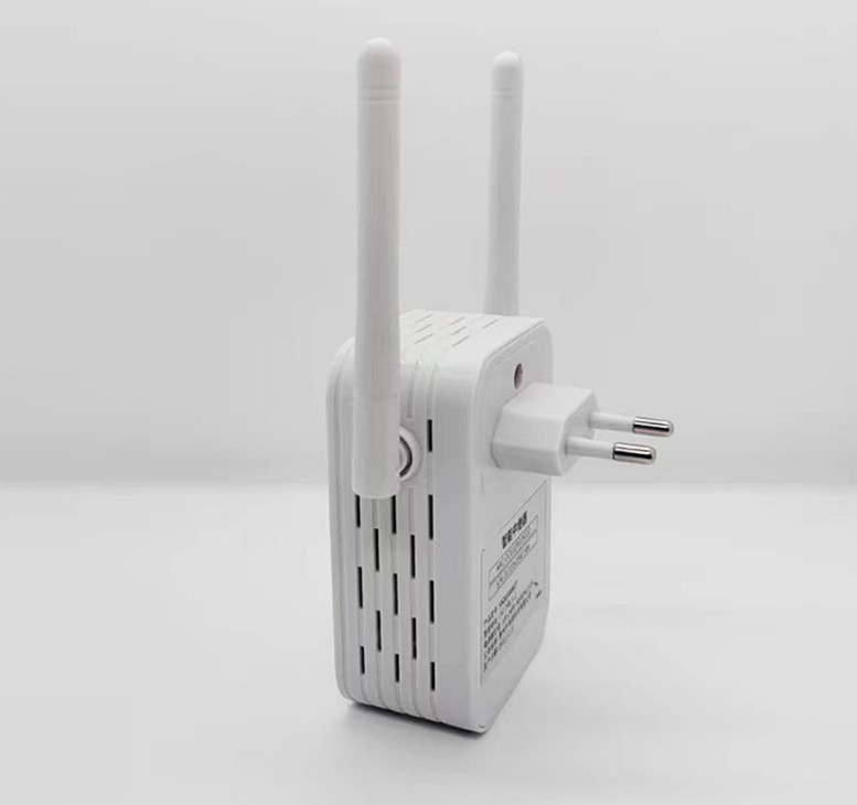 wifi zosiľnovač so skrytou kamerou